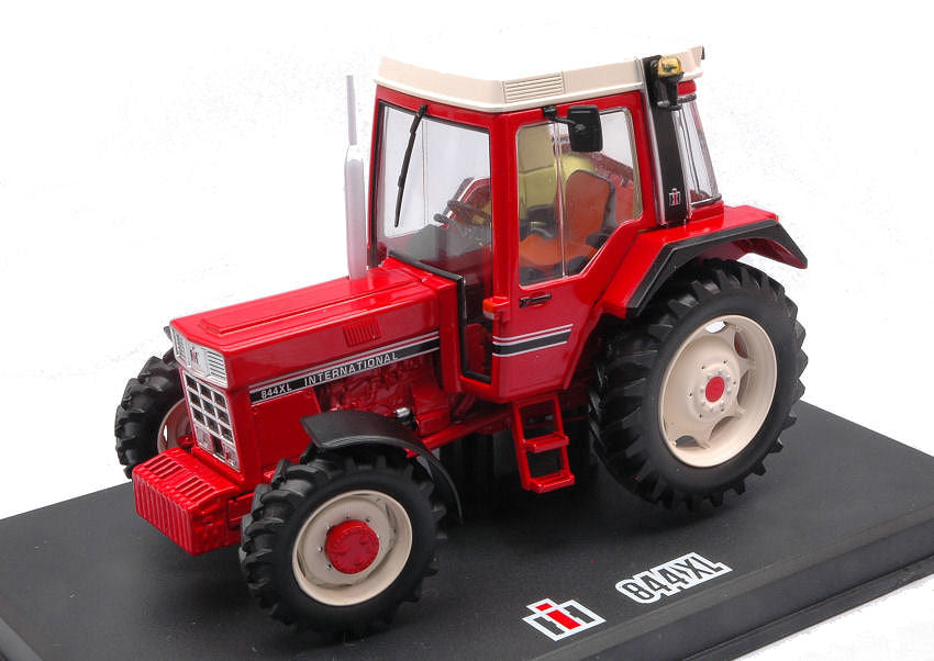 Trattore International Harvester Ih 844 Xl – Replicagri 1:32