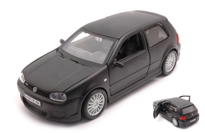 Vw Golf 4 R32 Matt nero 1:24 – Maisto