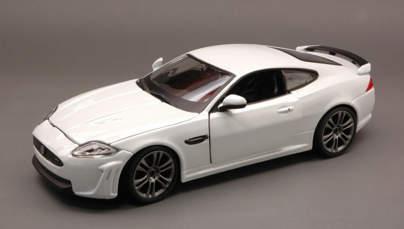 Jaguar Xkr-s 2011 White – Burago 1:24