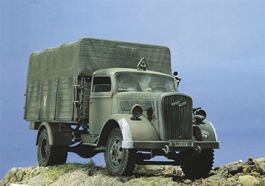 Opel Blitz Kit 1:35 – Italeri