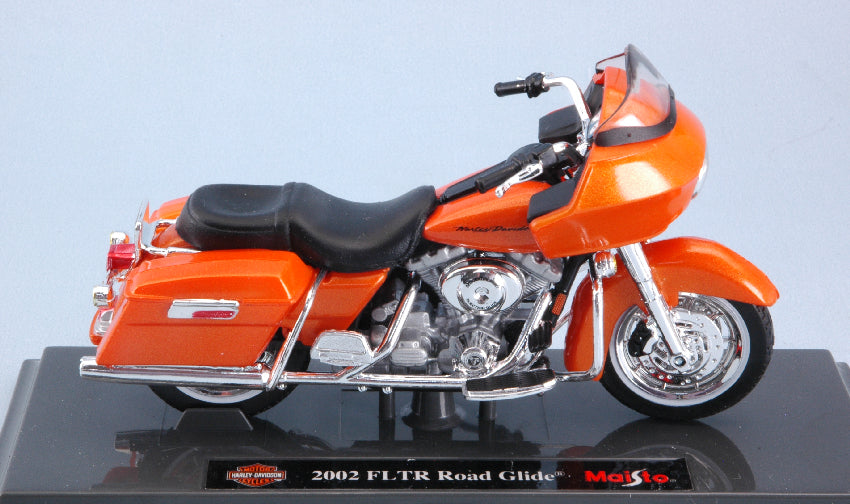 Harley Davidson Fltr Road Glide 2002 Metallic arancione 1:18 – Maisto