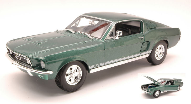 Ford Mustang Gta Fastback 1967 Metallic verde 1:18 – Maisto