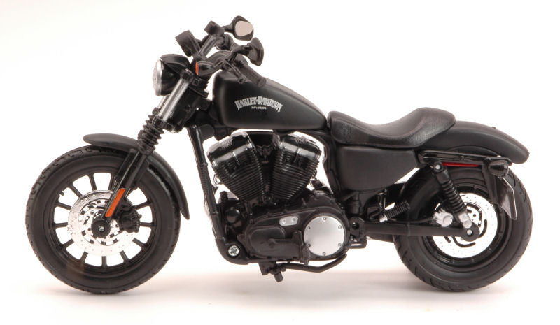 Harley Davidson Sportster 2014 Iron 883 – Maisto 1:12