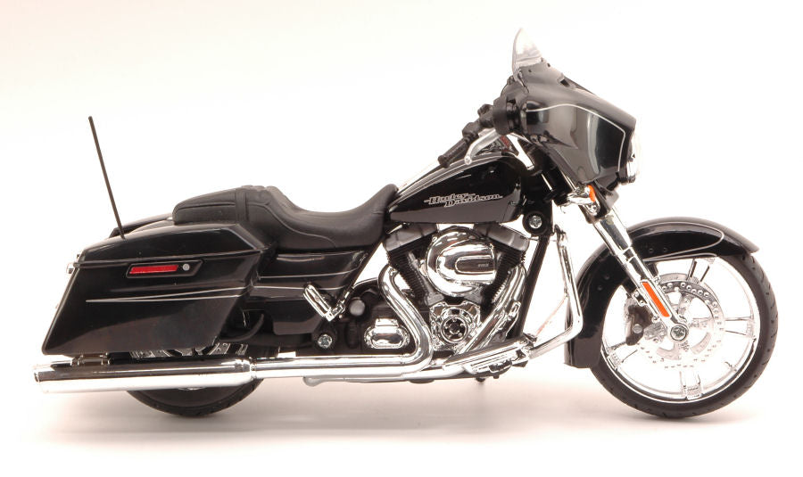 Harley Davidson Street Glide Special 2015 – Maisto 1:12