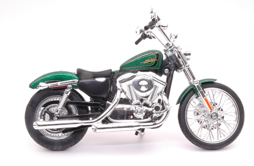 Harley Davidson Seventy-two Xl 1200V 2013 Met.green – Maisto 1:12