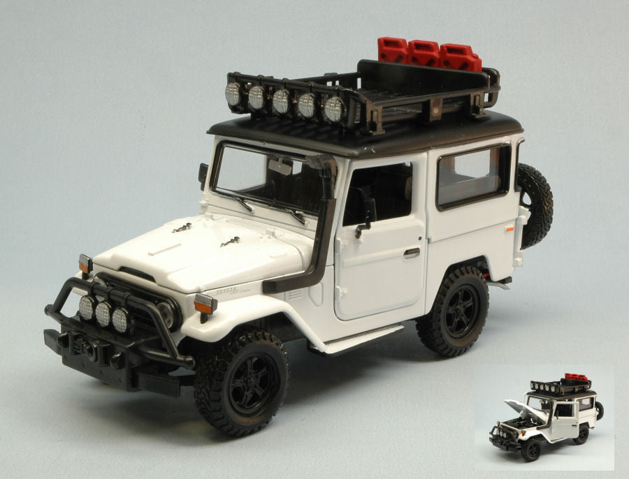 Toyota FJ40 Land Criser 1974 White – MotorMax 1:24
