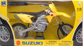 Suzuki RMZ450 – New Ray 1:6
