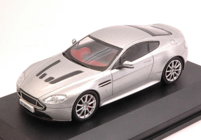 Aston Martin V12 Vantage S Silver – Oxford 1:43