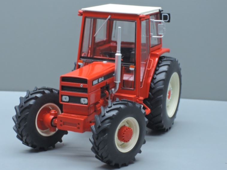 Renault 851 4 – Replicagri 1:32