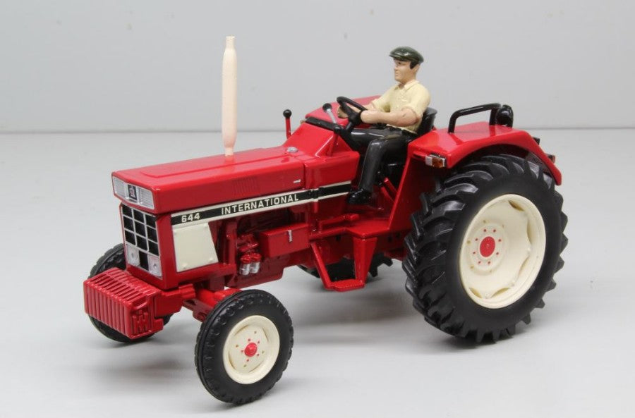 Trattore Ih 644 Driver – Replicagri 1:32
