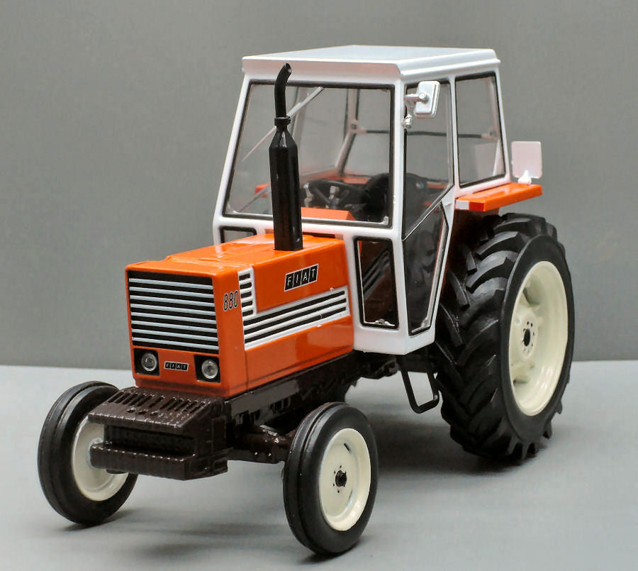 Trattore Fiat 880 2x4 Cabina Bianca – Replicagri 1:32