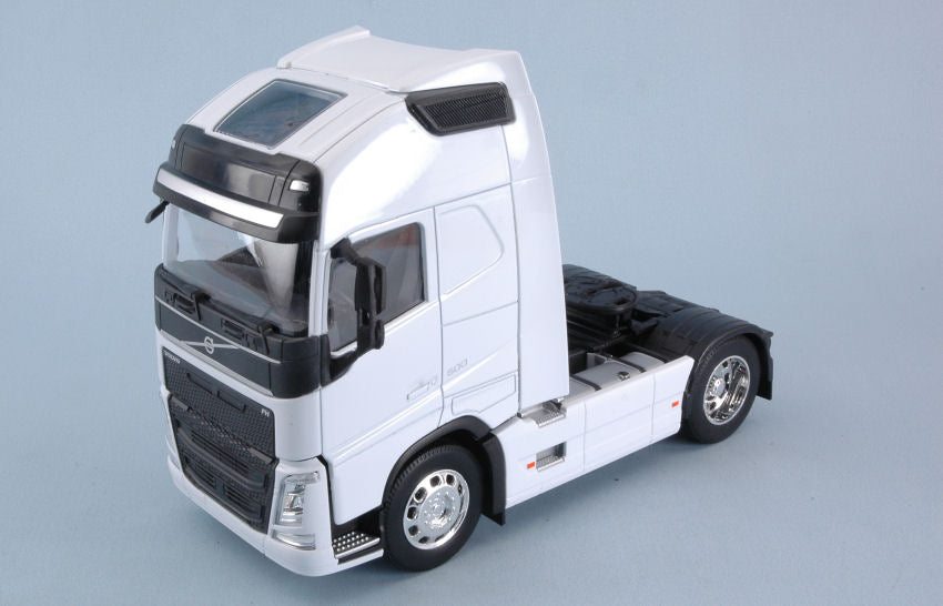 Volvo Fh 2-AXLE 2016 White – Welly 1:32