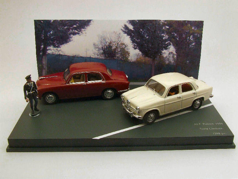 Alfa Romeo 1900 Polizia E Alfa Romeo Giulietta Diorama Alt Polizia – Rio 1:43