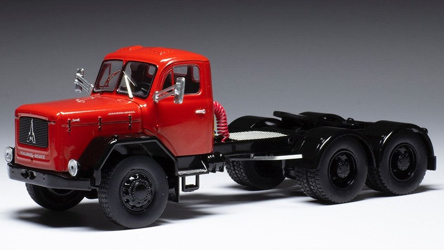 Magirus Jupiter 6x6 Red – Ixo Model 1:43