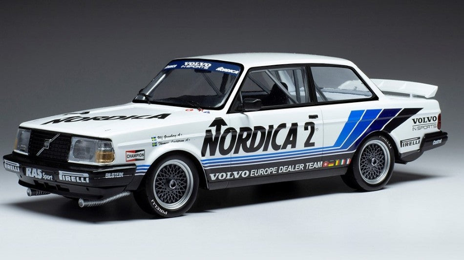 Volvo 240 Turbo N.2 Etcc Brunn 1986 Granberg/Lindstrom 1:18 – Ixo Model