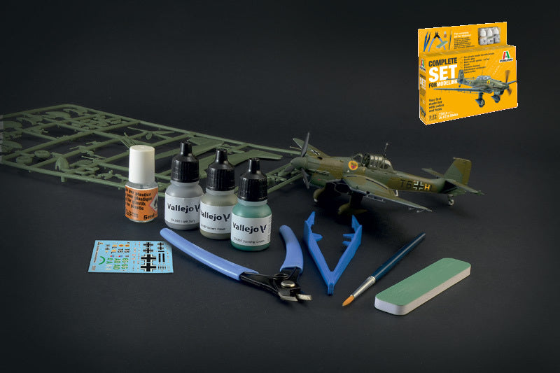 Junker JU-87B Stuka Set Completo Kit – Italeri 1:72