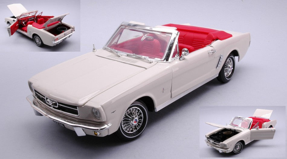 Ford Mustang Convertible "james Bond Goldifinger" Creme/white – MotorMax 1:18