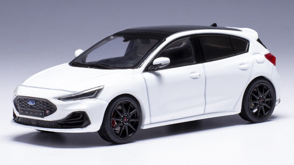 Ford Focus St 2022 White – Ixo Model 1:43