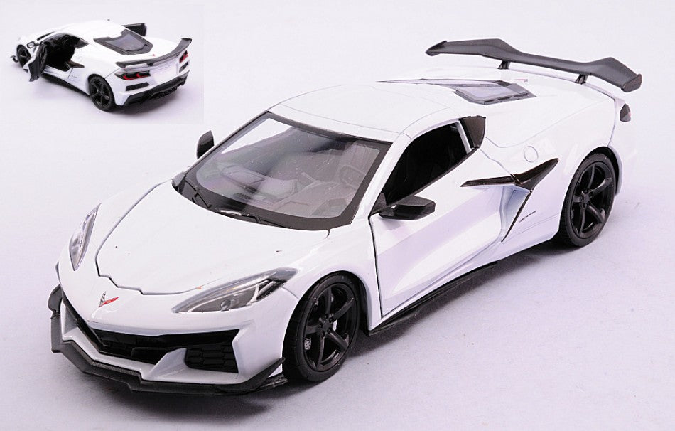 Chevrolet Corvette Z06 2023 White – Welly 1:24