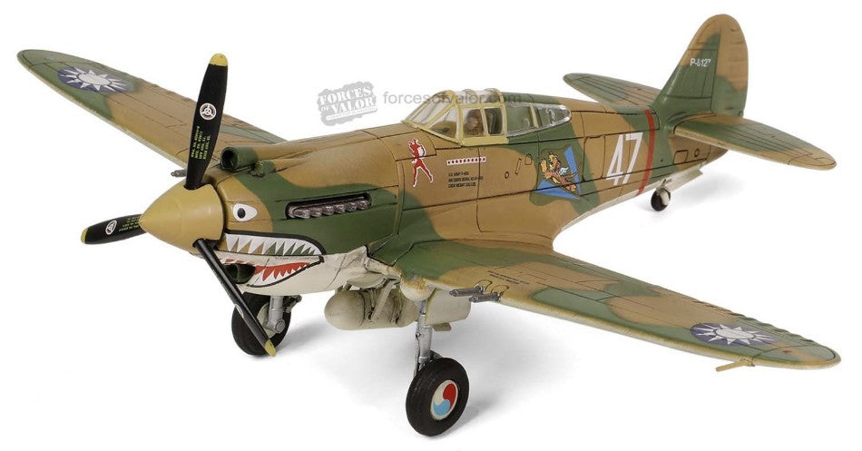 Curtiss P-40B Hawk 81A-2 3rd Pursuit Squadron Americ. – Forces of Valor 1:72