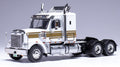 Freightliner Coronado 2012 White/gold – Ixo Model 1:43