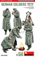 German Soldiers Winter 1941-42 Kit – Miniart 1:35