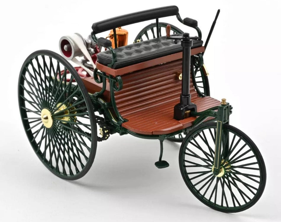 Benz Patent-Motorwagen 1886 verde Reproduction 1:18 – Norev