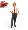 Figurine Enzo With Clipboard – KK Scale 1:18
