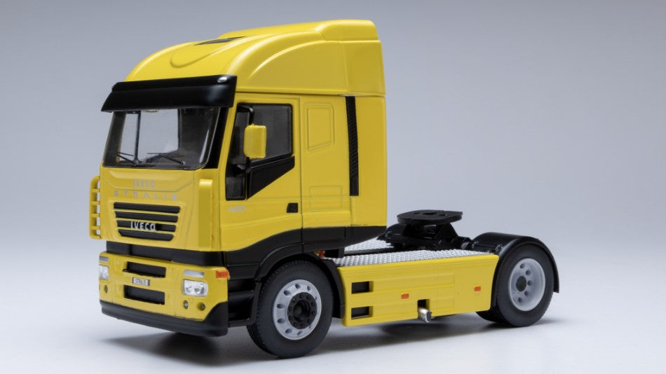 Iveco Stralis 2002 Yellow – Ixo Model 1:43