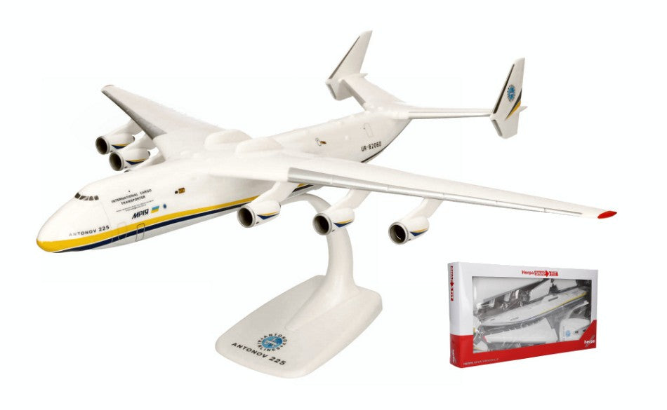 Antonov AN-225 Mriya – Herpa 1:250