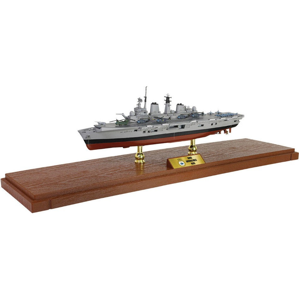 Battleship Hsm Invincible (R05) Aircraft Carrier – Forces of Valor 1:700