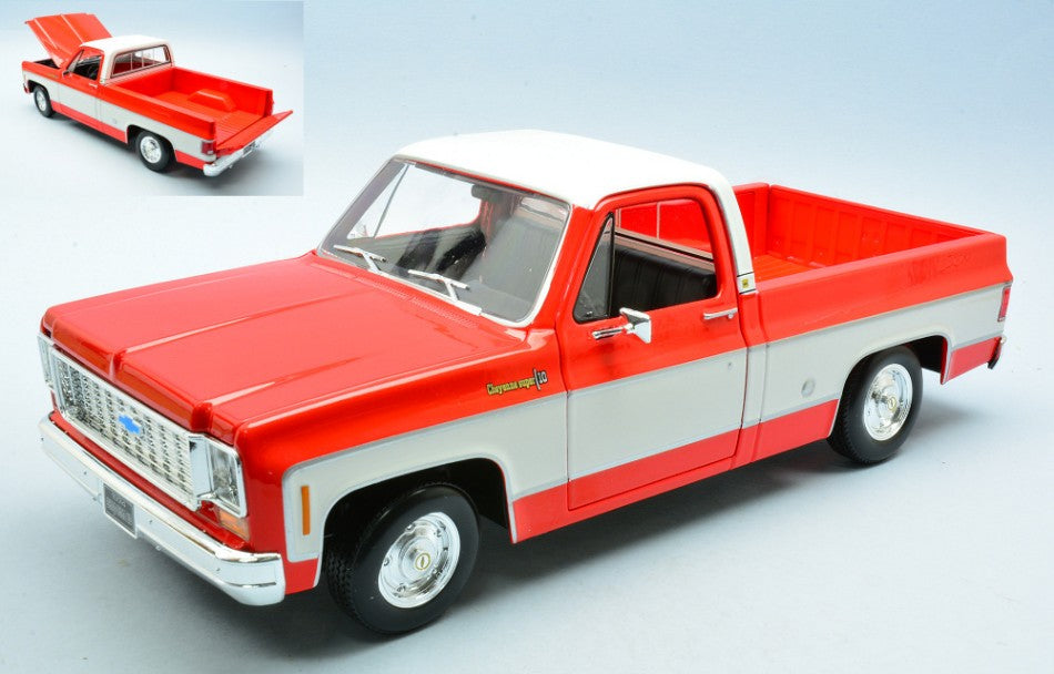 Chevrolet C10 Cheyenne Super 1974 Red – Maisto 1:18