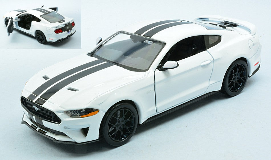 Ford Mustang GT 2018 White – MotorMax 1:24