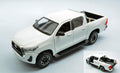 Toyota Hilux bianco 1:24 – Maisto