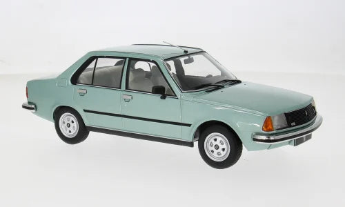 Reanult 18 1978 Light verde 1:18 – ModelCarGroup
