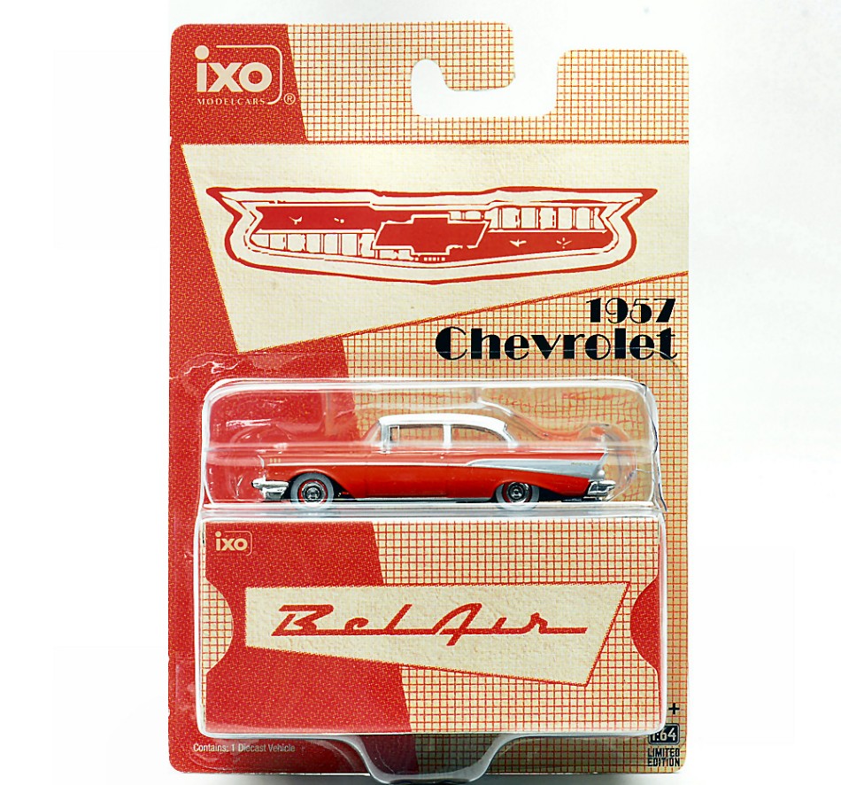 Chevrolet Bel Air 1957 rosso/bianco 1:64 – Ixo Model